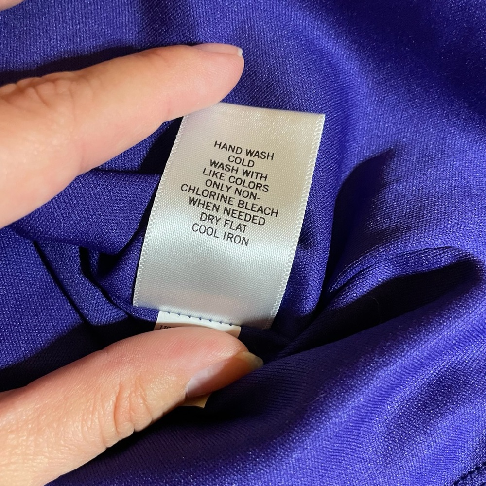Banana Republic Women’s Small Purple Tank - Picture 6 of 7